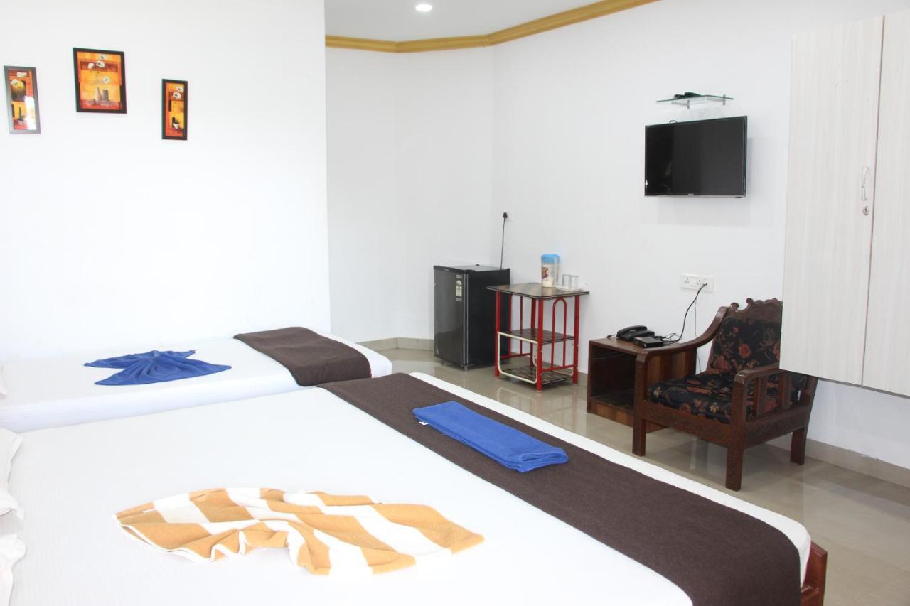 Hotel M R Manfred Calangute Extérieur photo