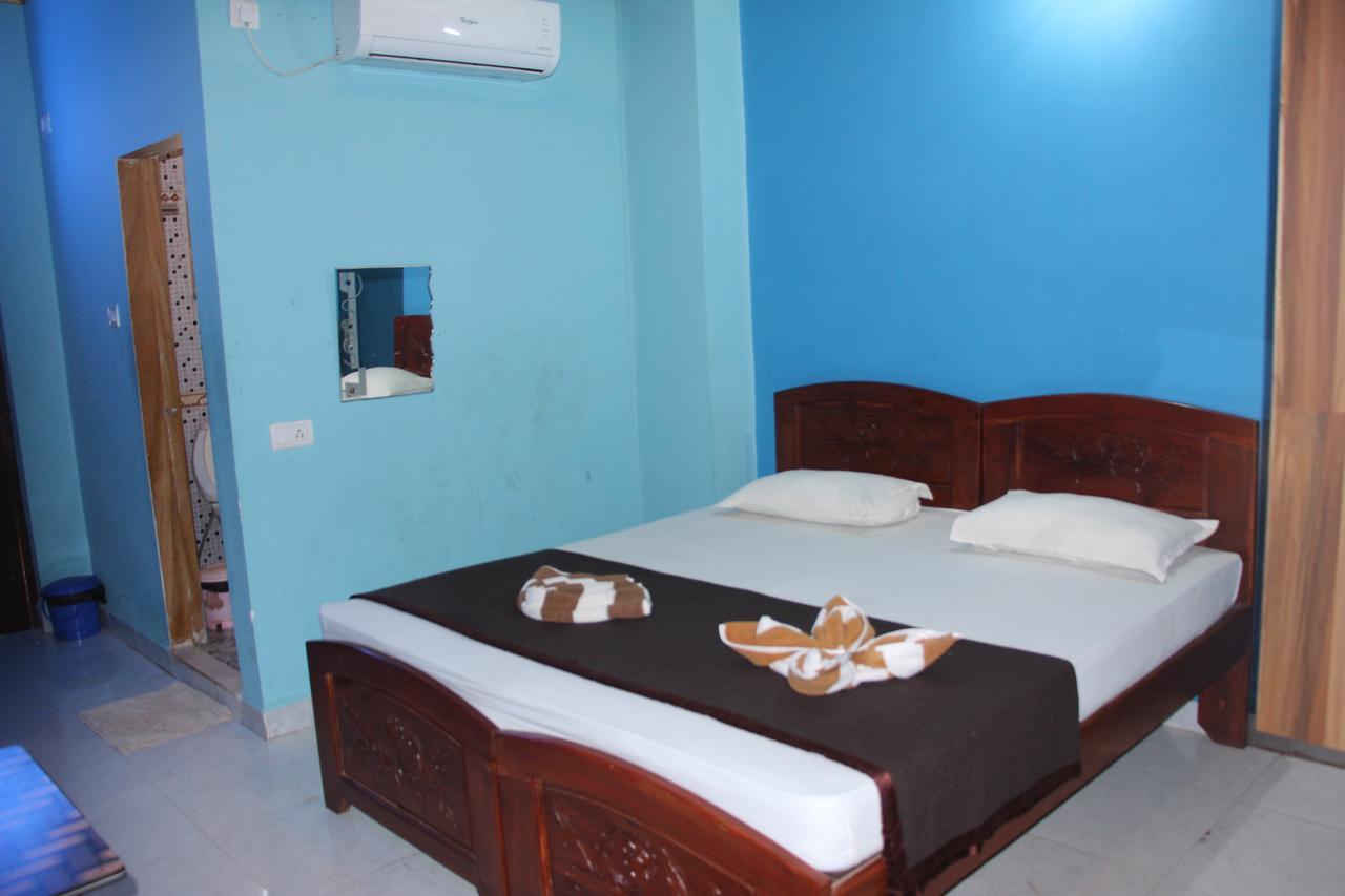 Hotel M R Manfred Calangute Extérieur photo