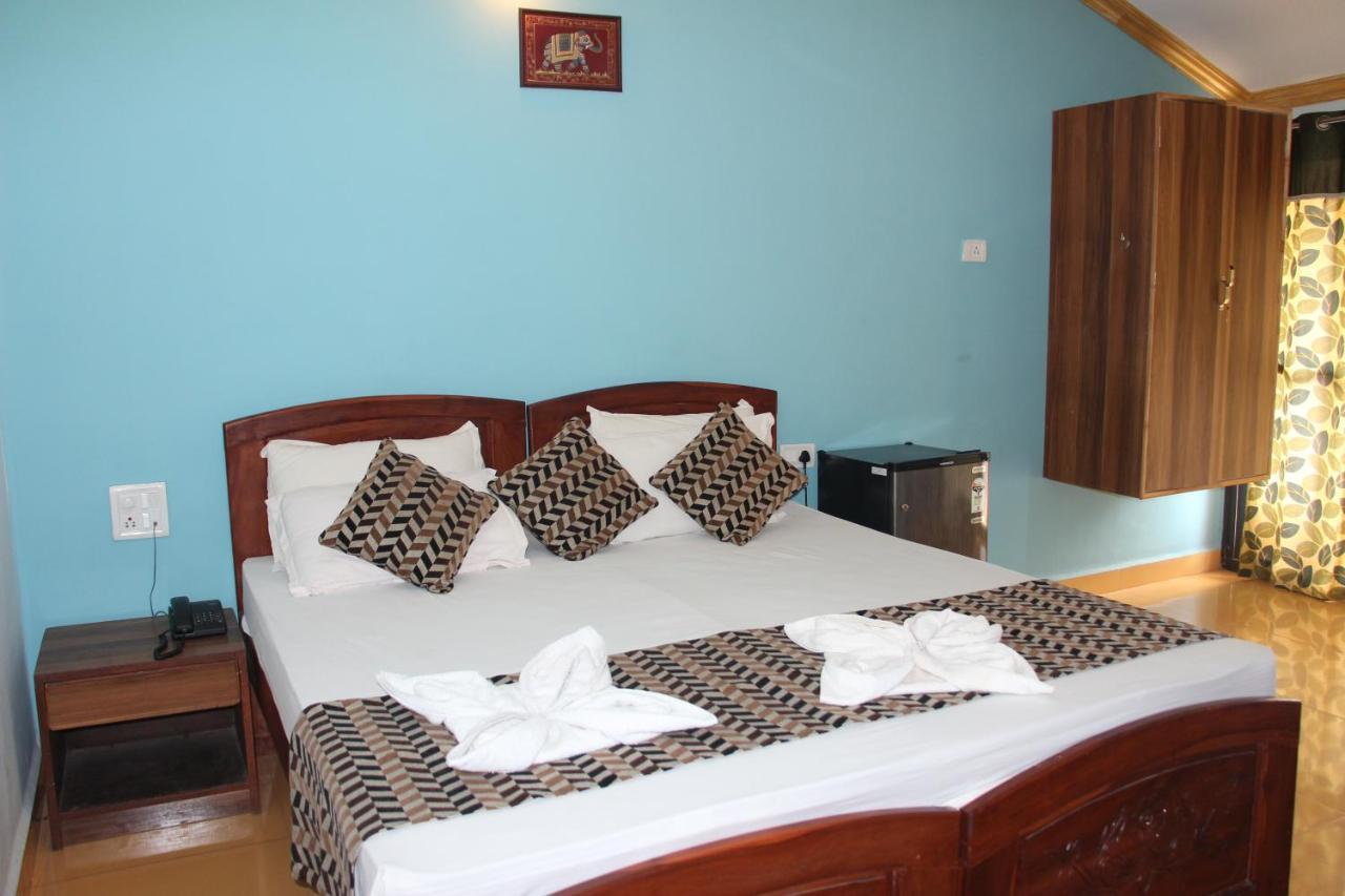 Hotel M R Manfred Calangute Extérieur photo