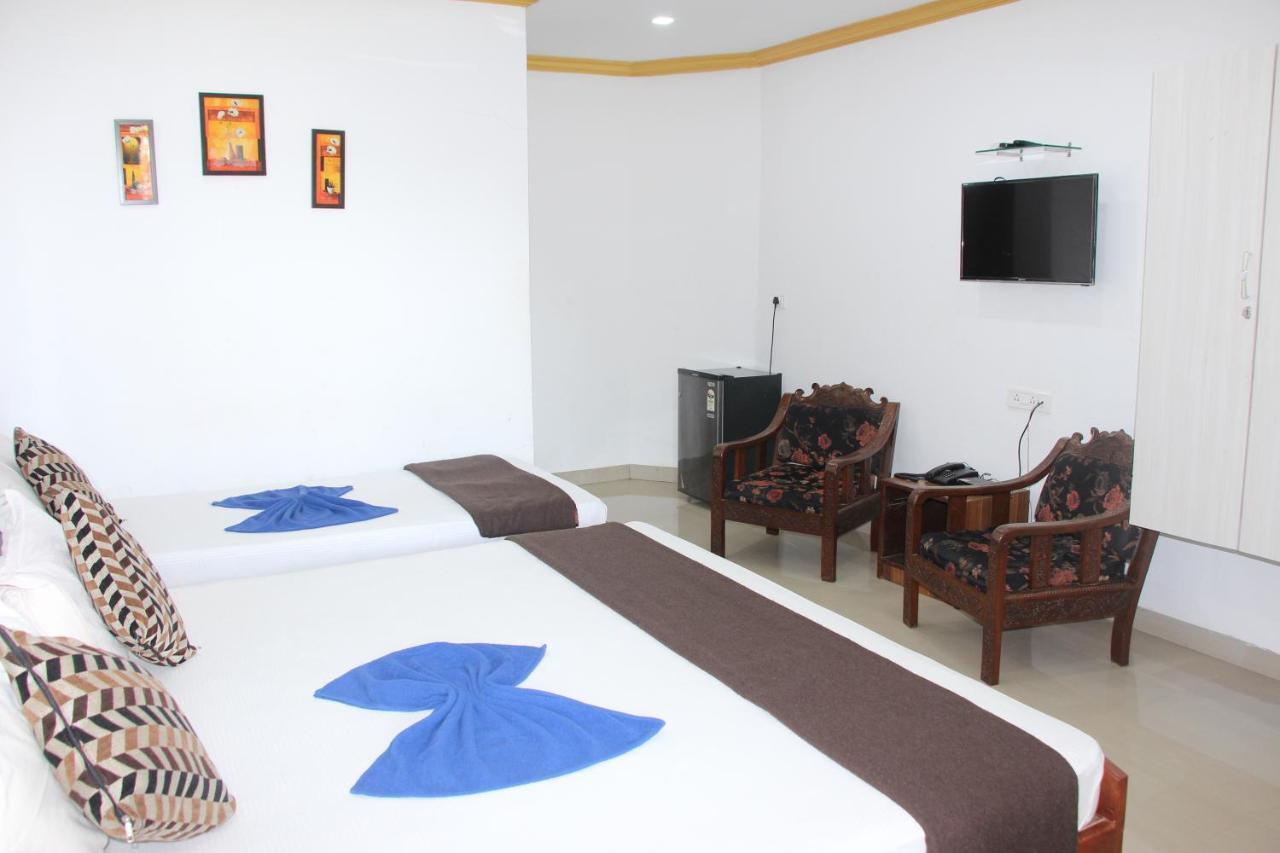 Hotel M R Manfred Calangute Extérieur photo